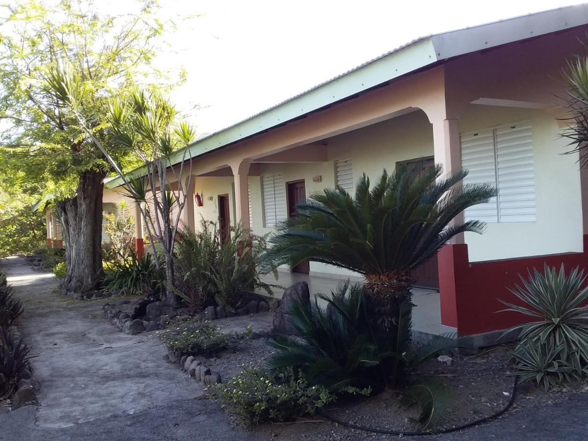 Sunset Bay Club & Seaside Dive Resort Salisbury Buitenkant foto